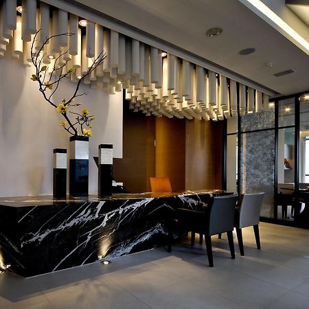 Spa Home Sun Moon Lake Luxury Lakeside Hotel Yuchi Exteriör bild