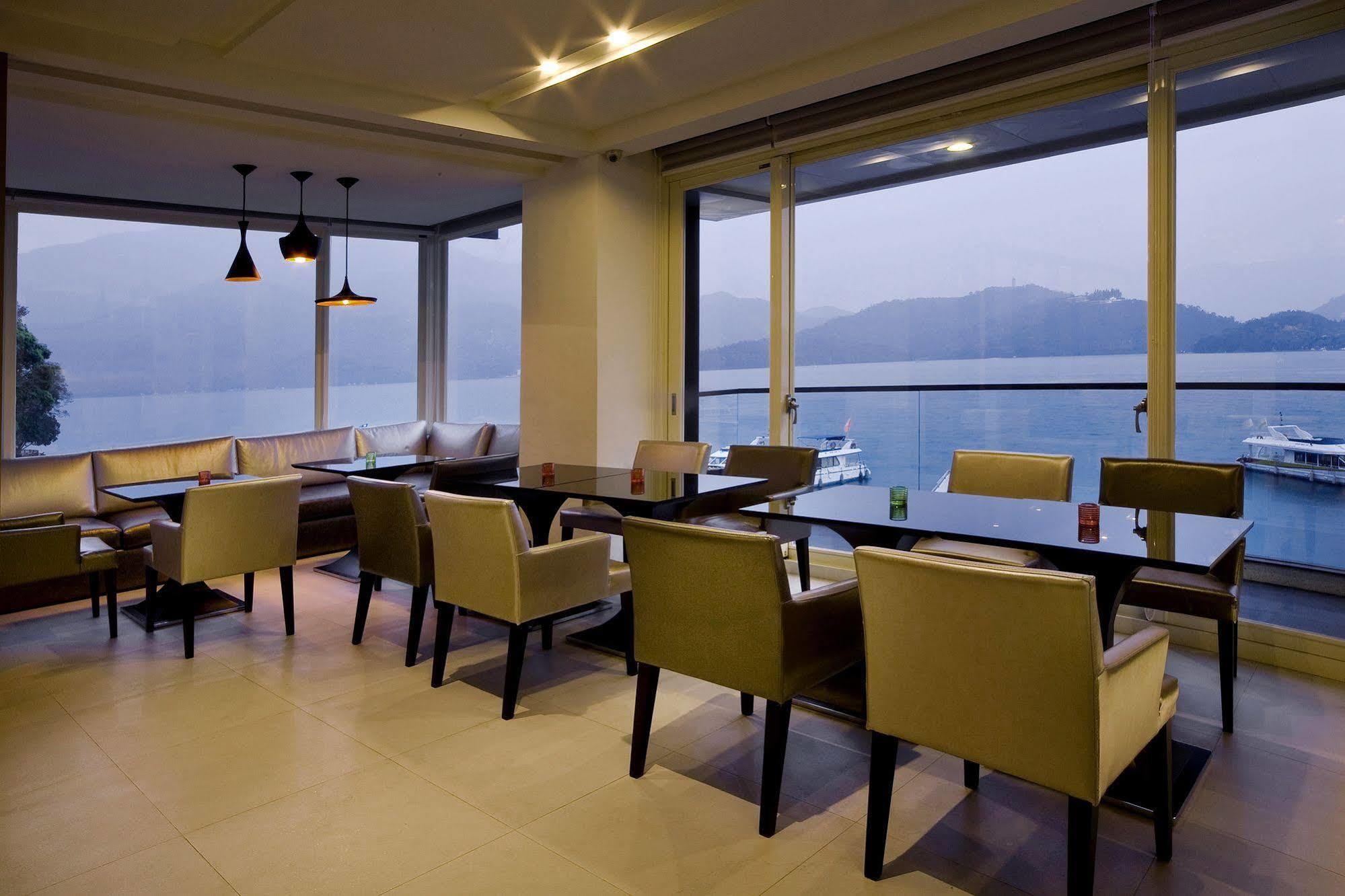 Spa Home Sun Moon Lake Luxury Lakeside Hotel Yuchi Exteriör bild
