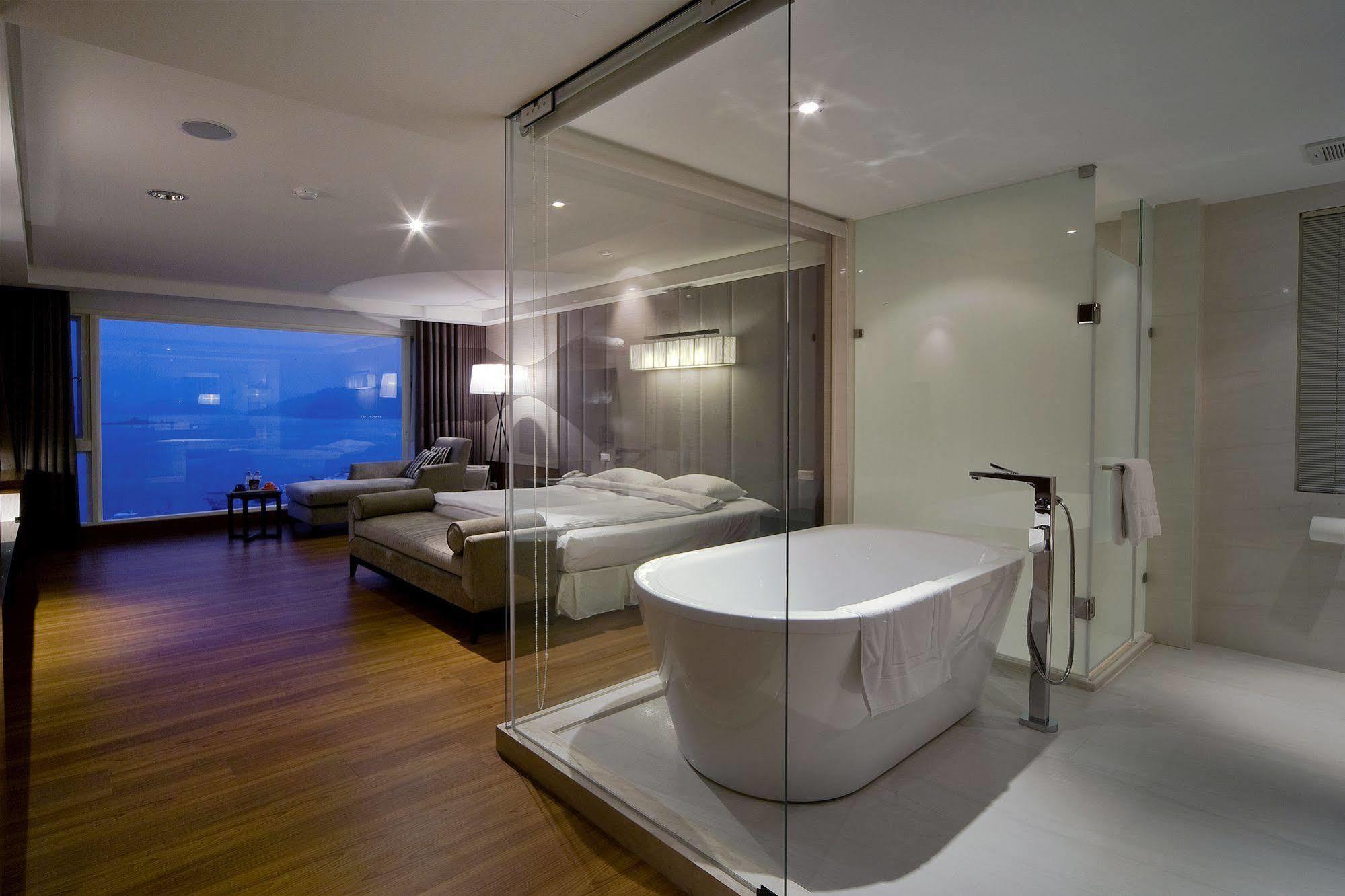 Spa Home Sun Moon Lake Luxury Lakeside Hotel Yuchi Exteriör bild